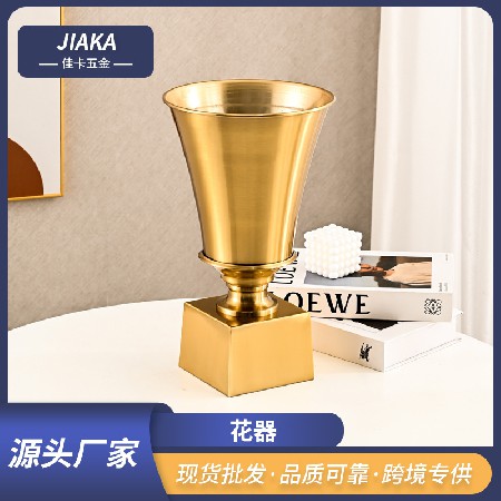 欧式金属插花花器铁艺婚礼桌面摆件酒店民宿装饰简约花器装饰品