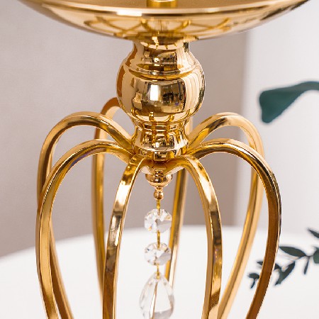 桃形高脚花架舞台装饰道具花器婚庆桌面假花摆件婚礼路引摆件定制